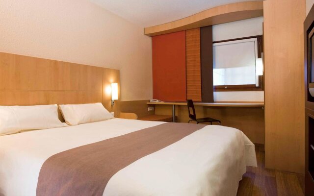 ibis Weifang Jinsha Square Hotel