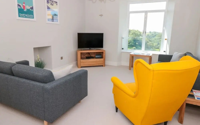 4 The Manor House, Hillfield Village