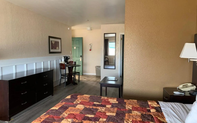 Seahorse Inn and Cottages