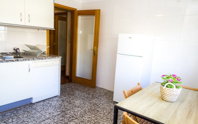 Liiiving in Matosinhos - City Beach Apartment