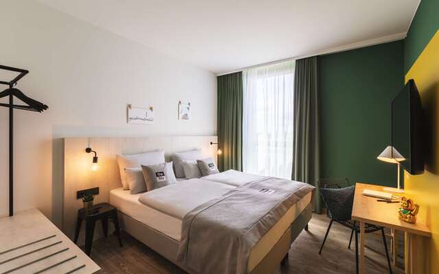 Holiday Inn - the niu, Tab Dusseldorf Main Station by IHG