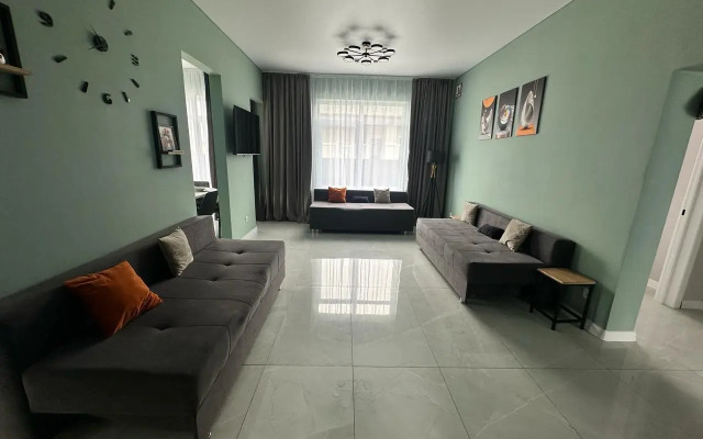 Коттедж "Небо" с подогреваемым бассейном и сауной