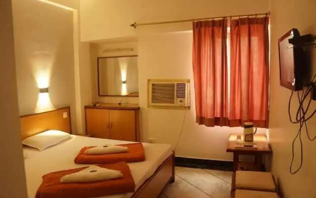 SUbhash Hotel
