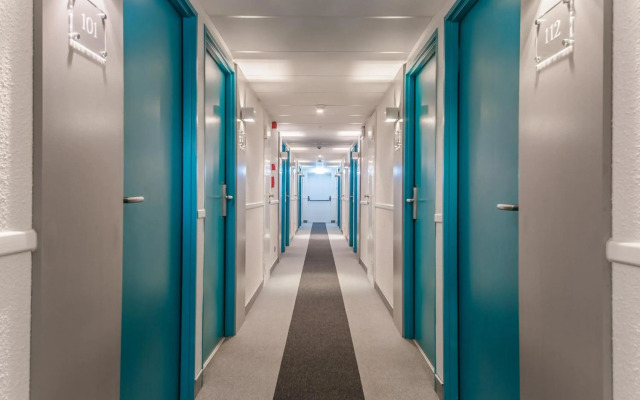 Mandarina Hotel Luxembourg Airport ( Ex Campanile)
