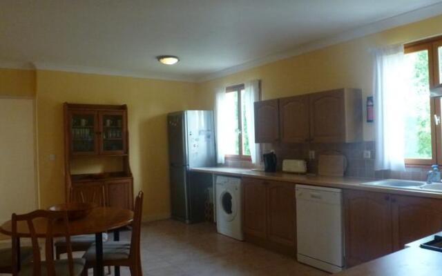 Hirondelle Holiday Home