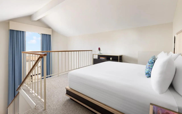 Country Inn & Suites By Carlson Calabasas