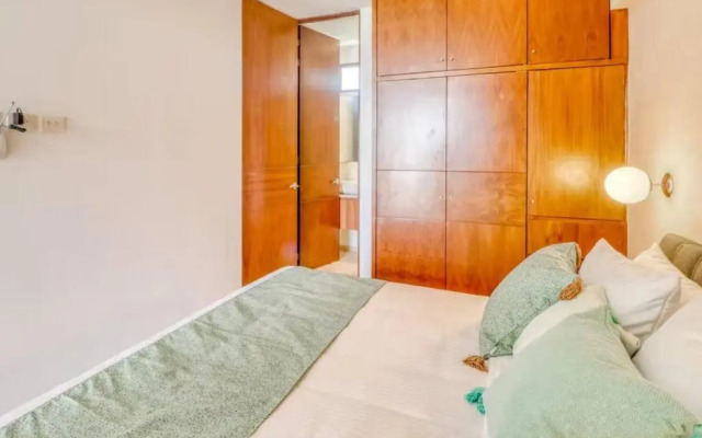 305 Amena Modern Secluded Penthouse w/ Private Pool & Gym