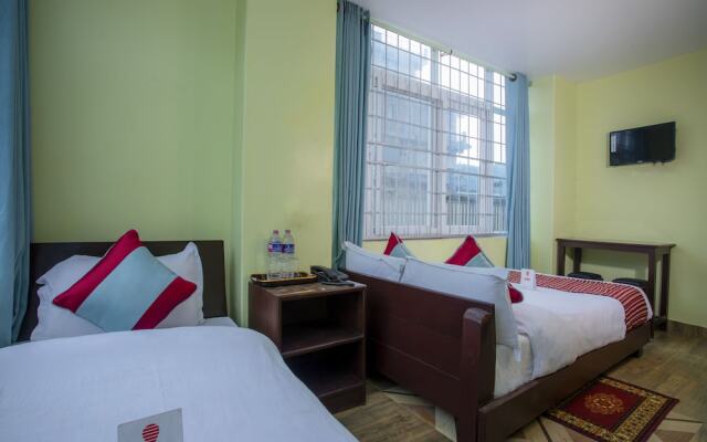 OYO 163 Hotel Arhant Inn