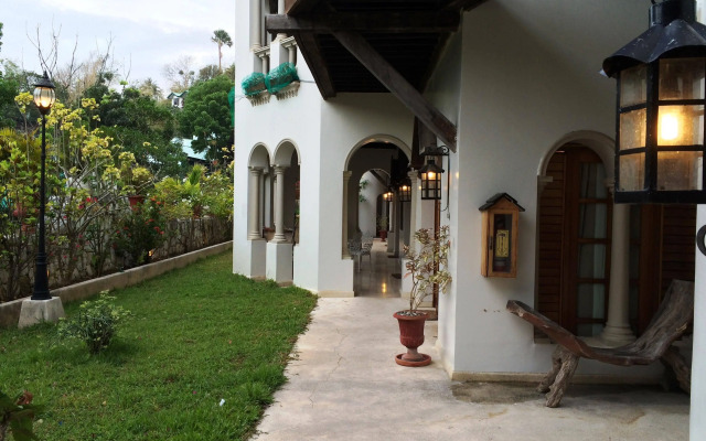 Tropicana Castle Dive Resort powered by Cocotel