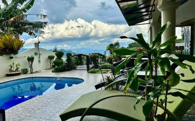 Avana Hills Tagaytay