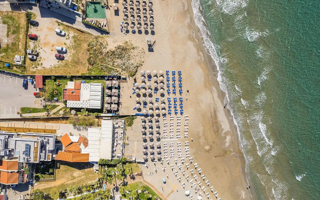 Ostrakon Suites