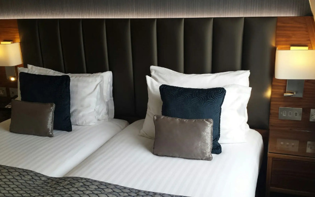 Norfolk Towers Paddington Hotel