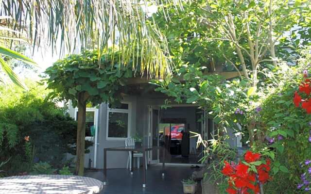 The Beach House Bed and Breakfast
