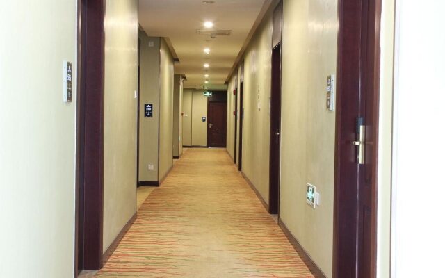 Crowne Plaza Zhuhai City Center by IHG