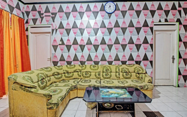 OYO 92759 Penginapan Piji Kembar