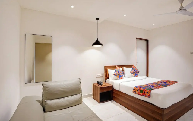 Fabhotel Serenity I