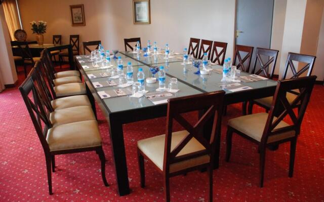Atakoy Marina Hotel