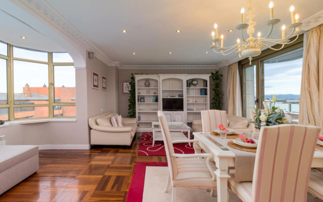 Apartamento Junto Playa Sardinero Con Parking