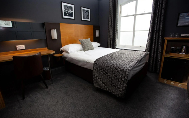 Corner House Hotel