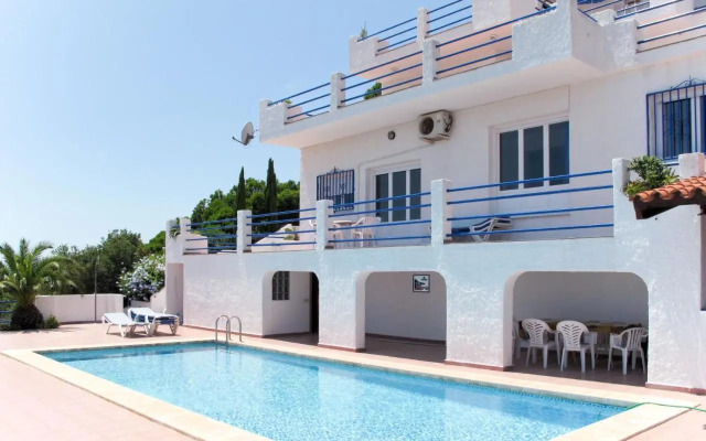 Holiday Home Karina - PEA113