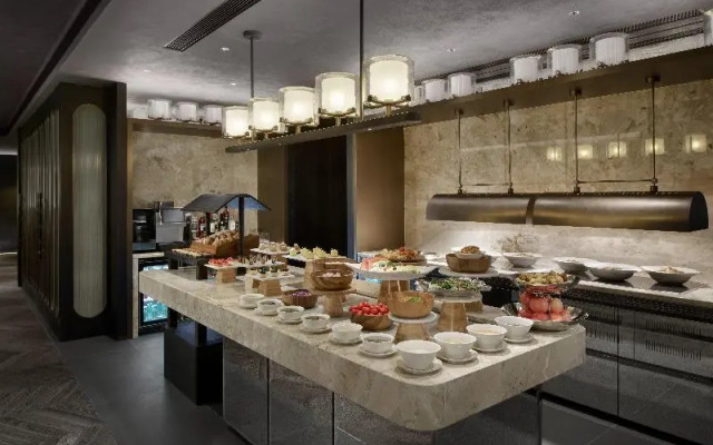 Hualuxe Hotels And Resorts Shenzhen Bao'An