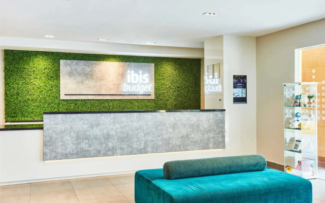 ibis Budget Singapore Emerald