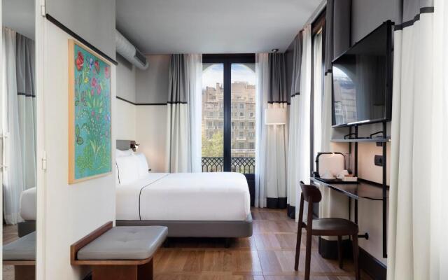 Hotel Praktik Èssens