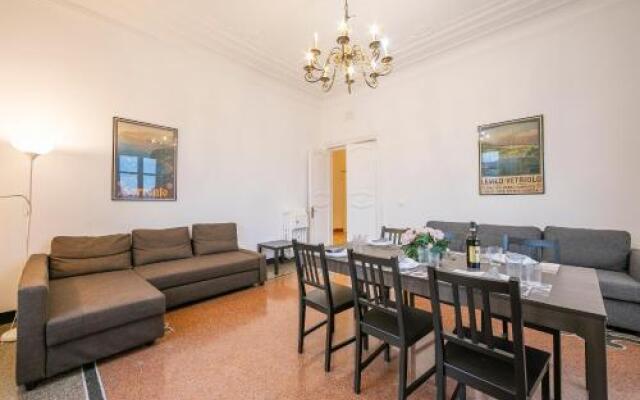 Flat 4 bedrooms 2 bathrooms - Genoa