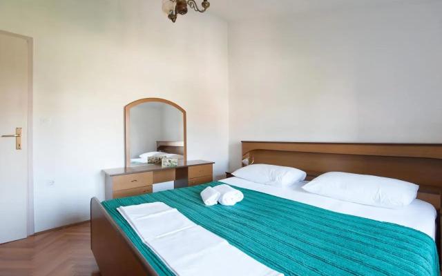 Apartments by the sea Turanj, Biograd - 6445