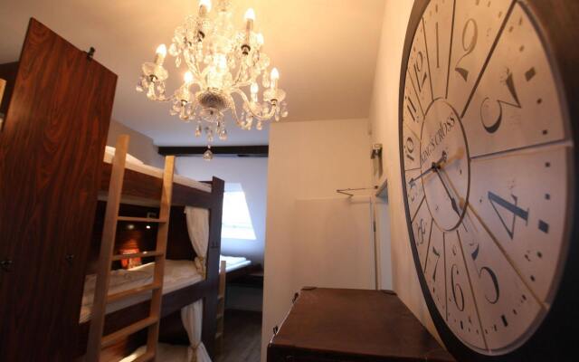 Old Kings Design Hostel