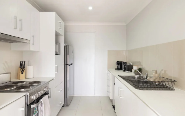 18 Darnley St