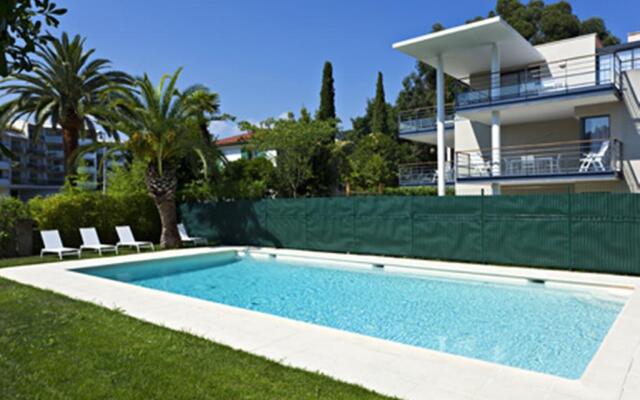 Arthur Properties Montfleury