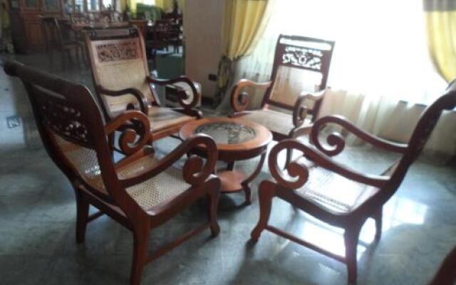 Srinik Guest House