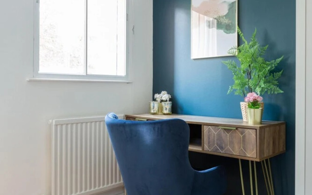 Artesian Road II by onefinestay