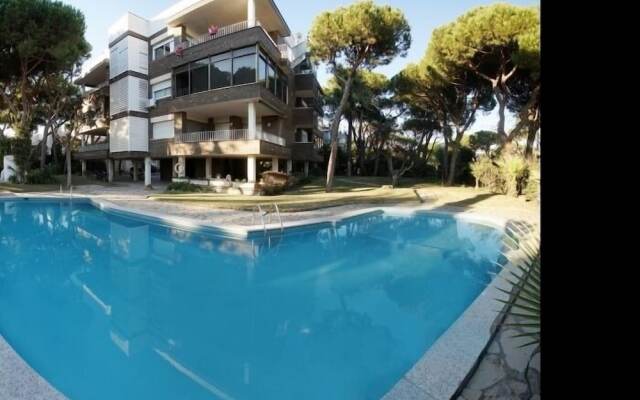 Amity Be my Guest Castelldefels