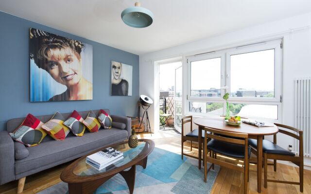 Central Stylish 2BR Flat with Tower Bridge Views