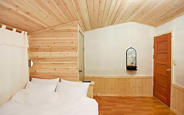 Yeongwol Muksan Guan Pension