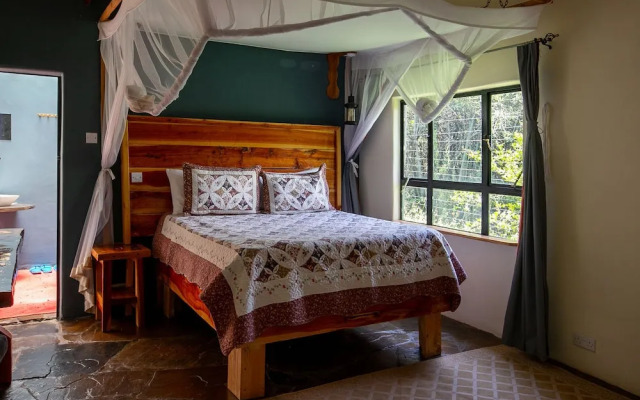 Punda Milias Lodge