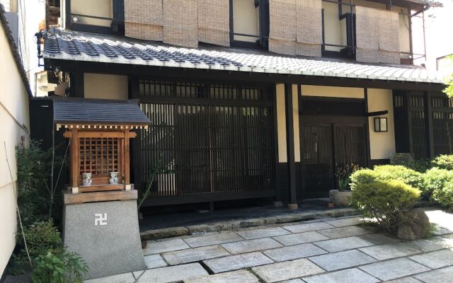 Hatago Kuretake-an Inn