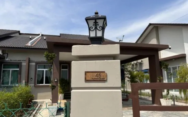 Duyong Damai Homestay by KOWBMAS