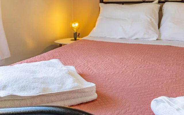 Panoramio Apartments