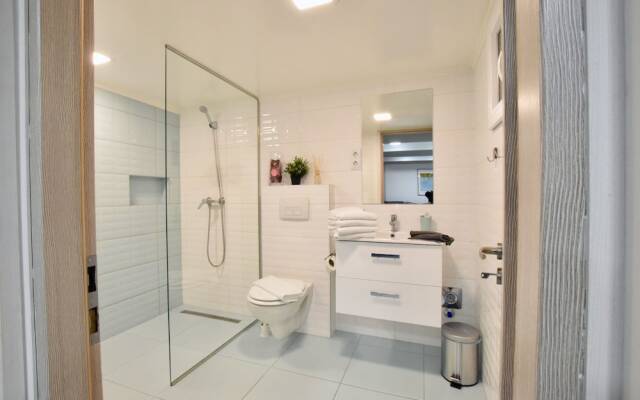 Standard Apartment by Hi5 - Akácfa 59