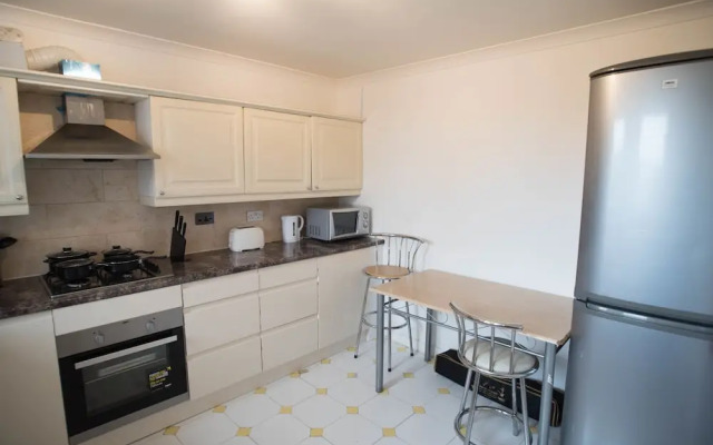 Cosy 2 bedroom Apartment Close to Hyde Park