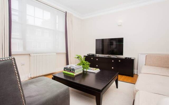 Luxury 2 Bed Mayfair Apartment