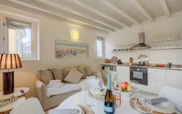 Borgo Antico Cisano With Pool
