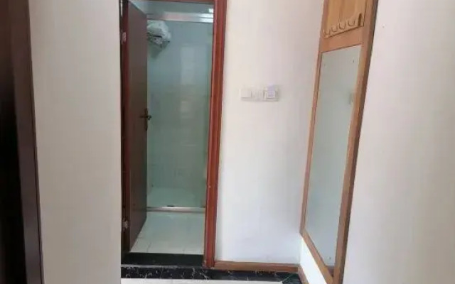Yuping Yuanshan Host Inn