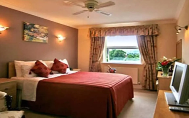 White Waters Country Hotel