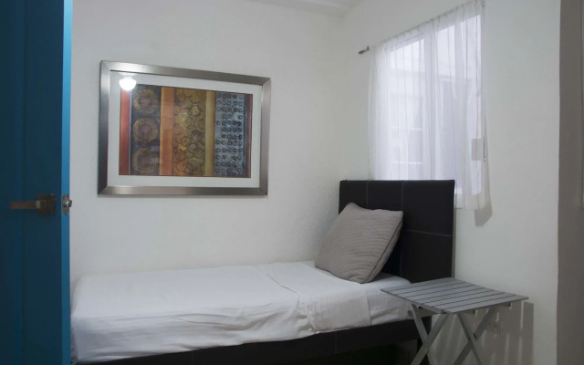 Guayaba Apartment by Andiani