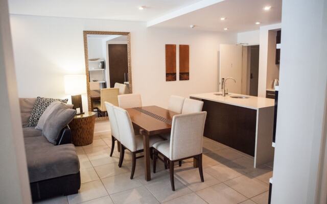 131 Luxury Swimout