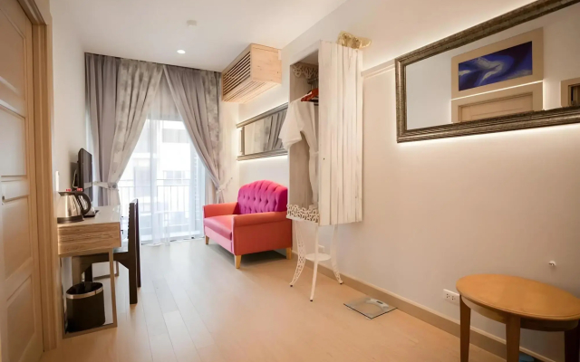 iBooking Trams Square